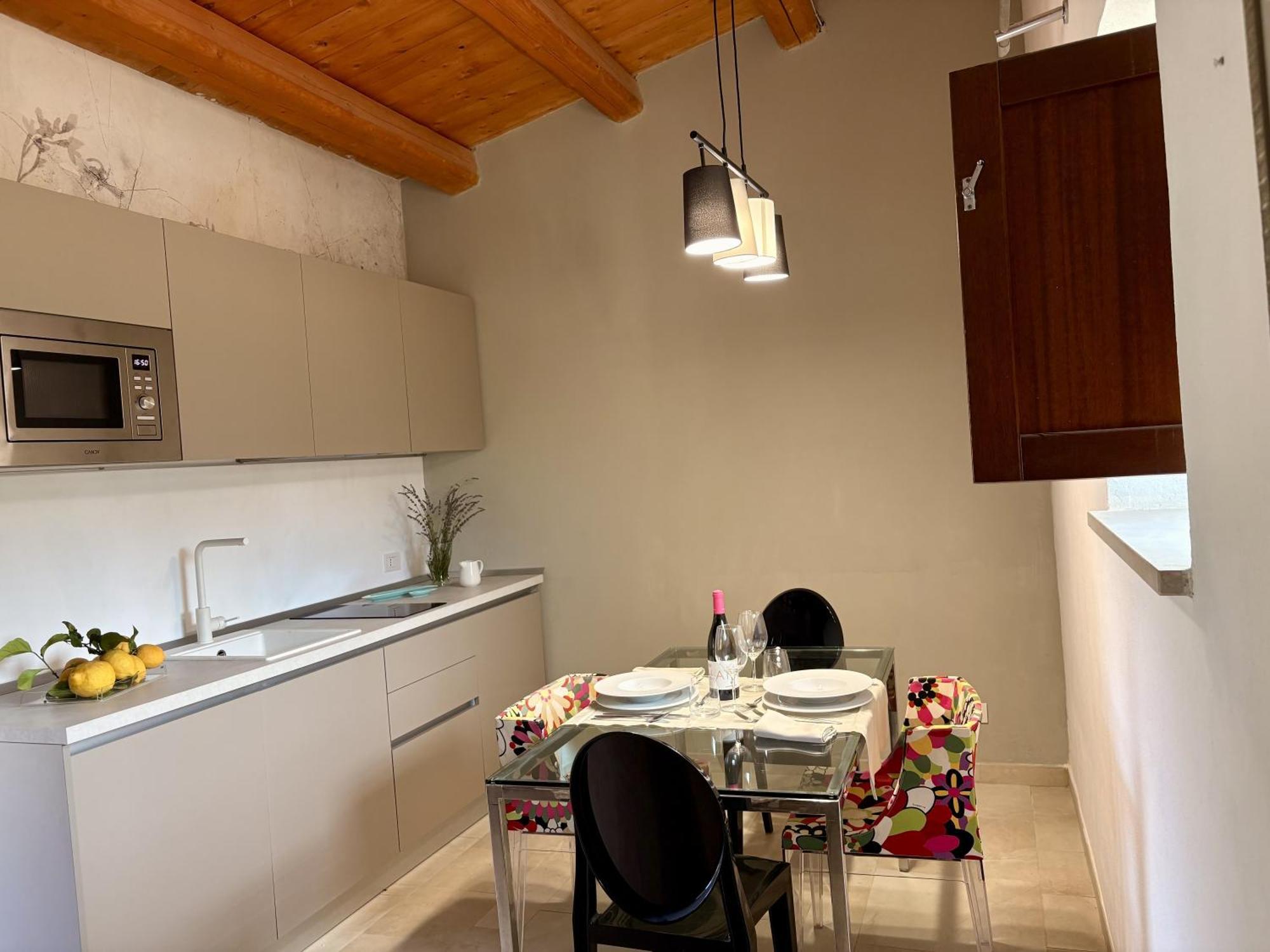 Torre Dantona Country Suites Поццалло Экстерьер фото